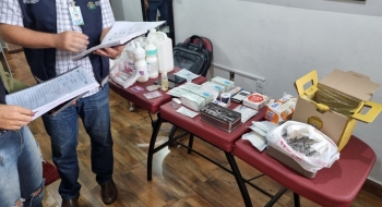 Mulher que realizava cirurgias plásticas sem autorização é presa, em Goiânia